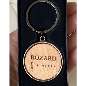 Lincoln Bozard Wood And Metal Car Key Chain Round Silver Chrome New In Box